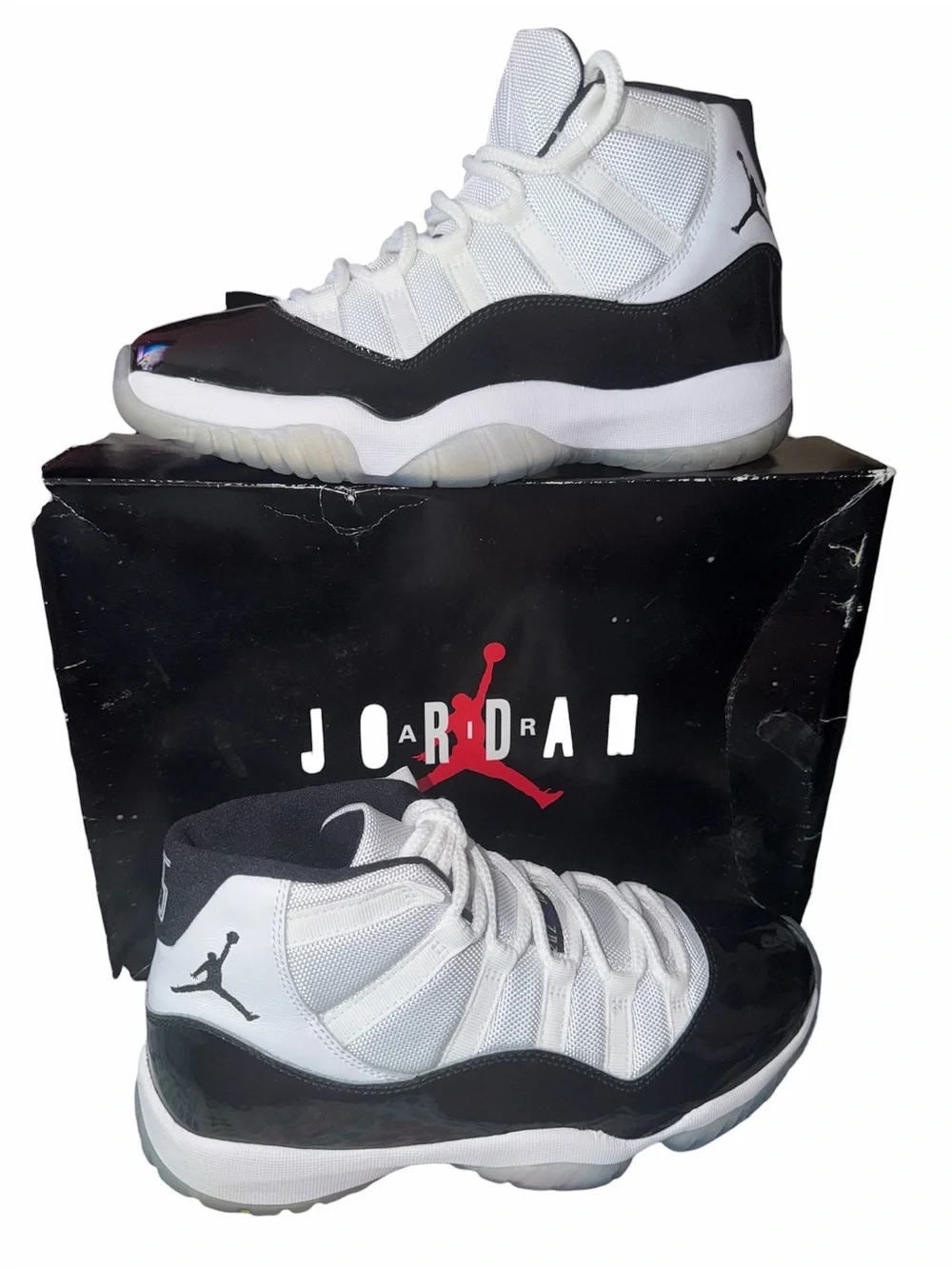 *new* Jordan 11 Retro Concord - White/Black/Icy Blue